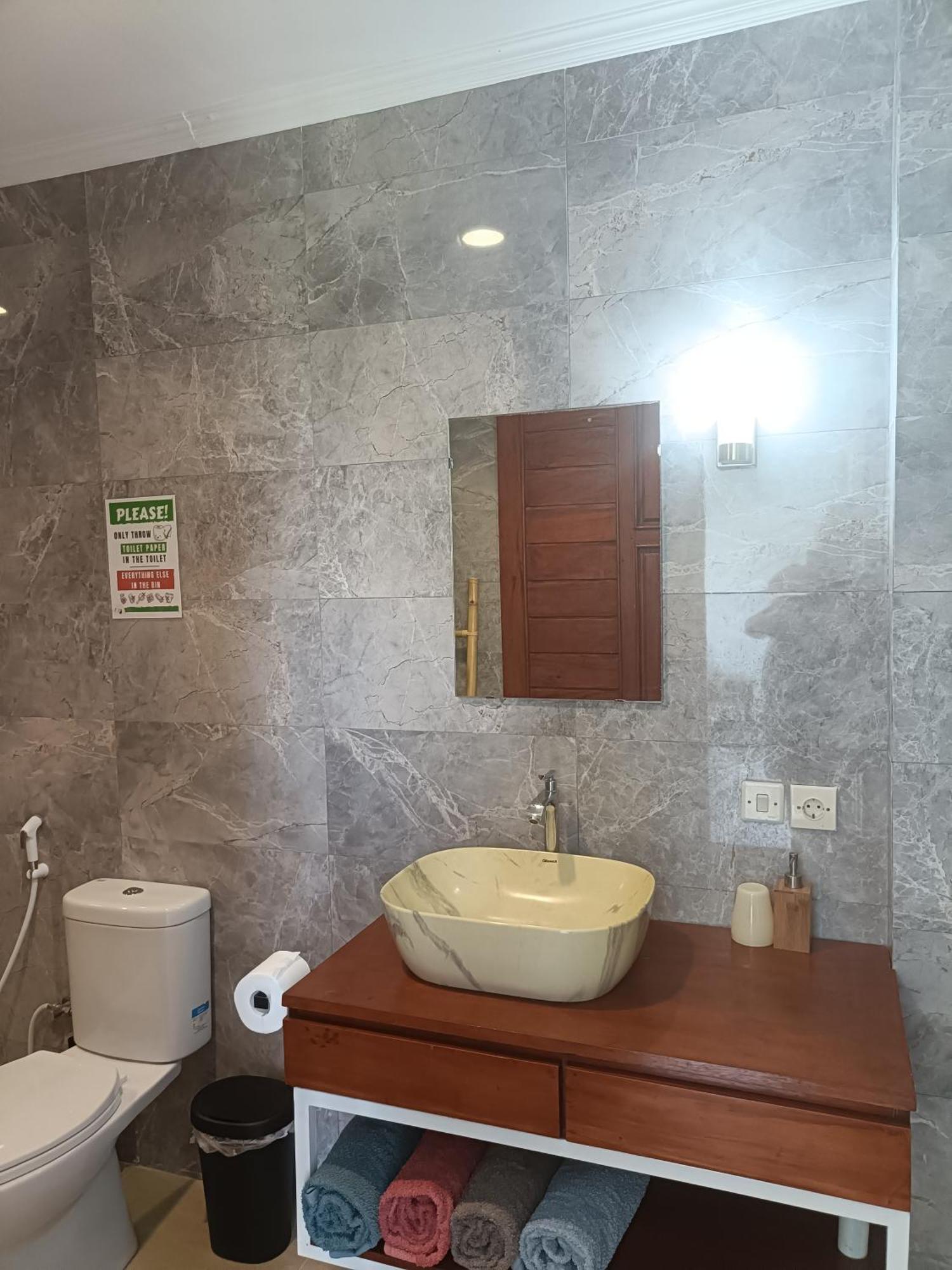Limun Guesthouse Amlapura エクステリア 写真
