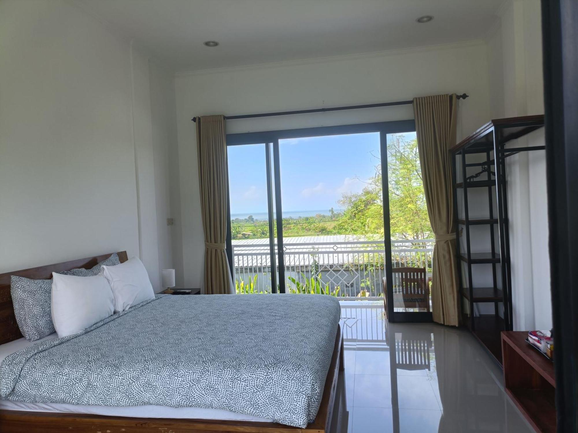 Limun Guesthouse Amlapura エクステリア 写真